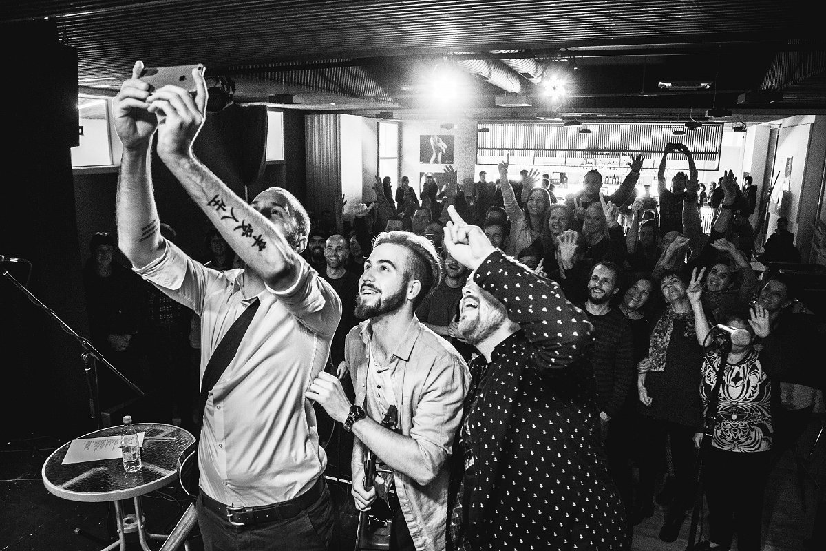 koncert_bar2.jpg