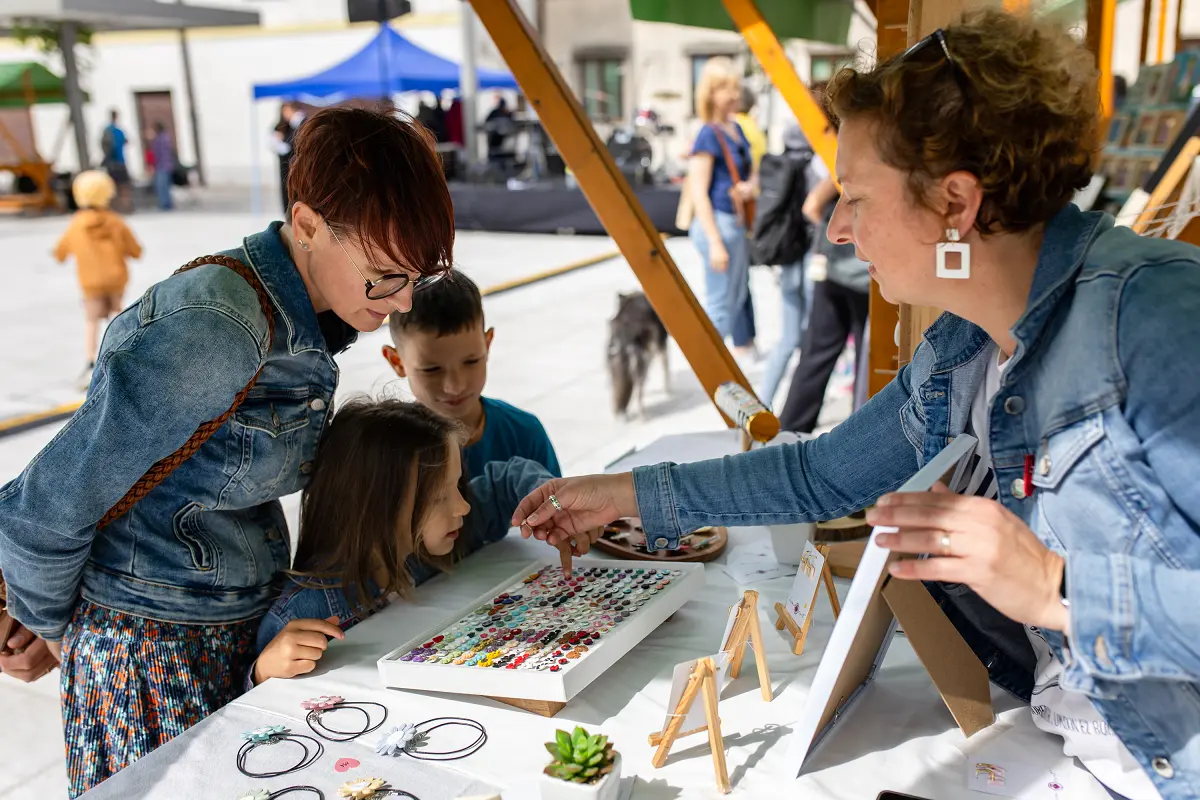 ARTmarket-35.JPG